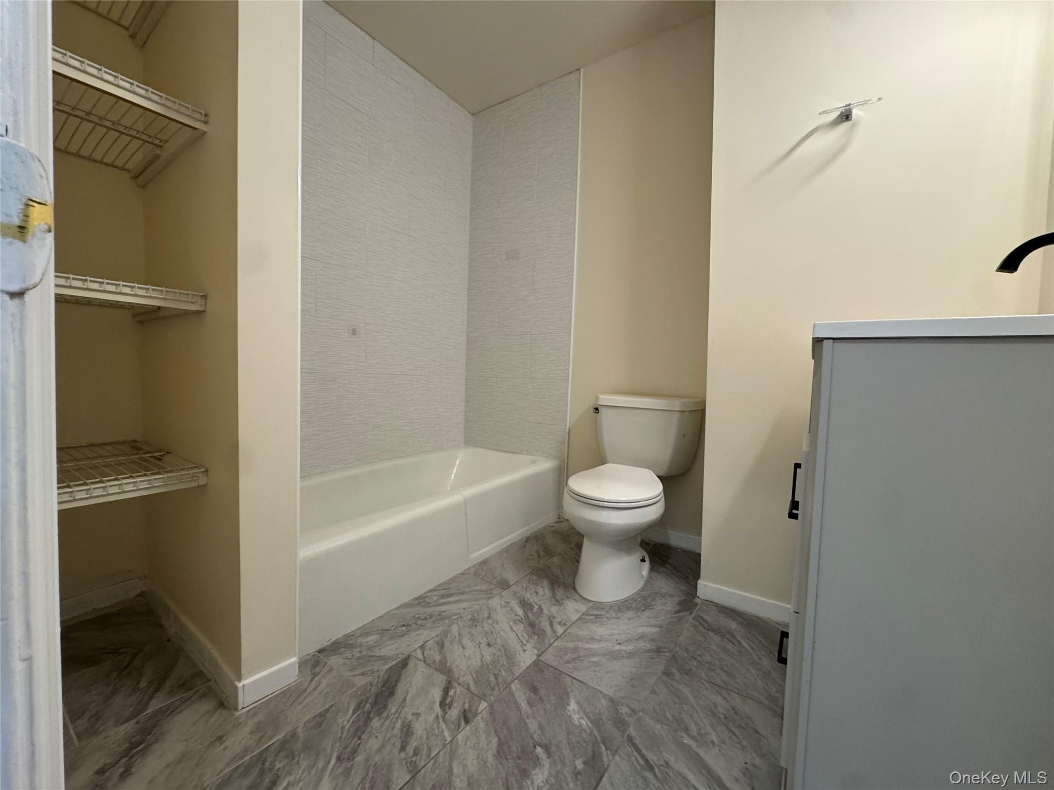 284 Main Street # 2D, Beacon, NY 12508