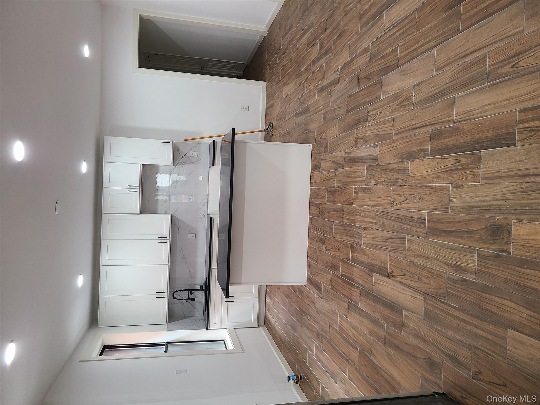 1309 Seneca Avenue, Bronx, NY 10474