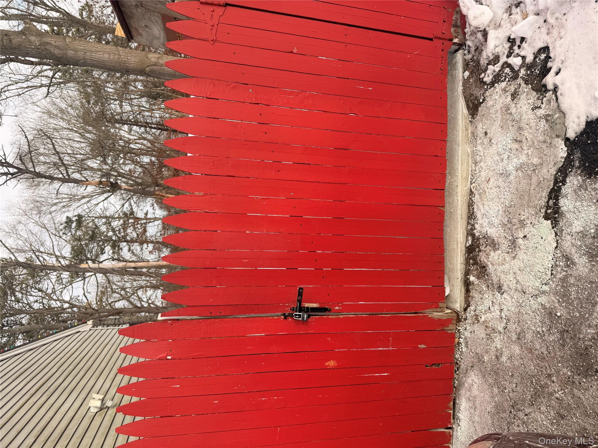 405 Kane Avenue, East Patchogue, NY 11772