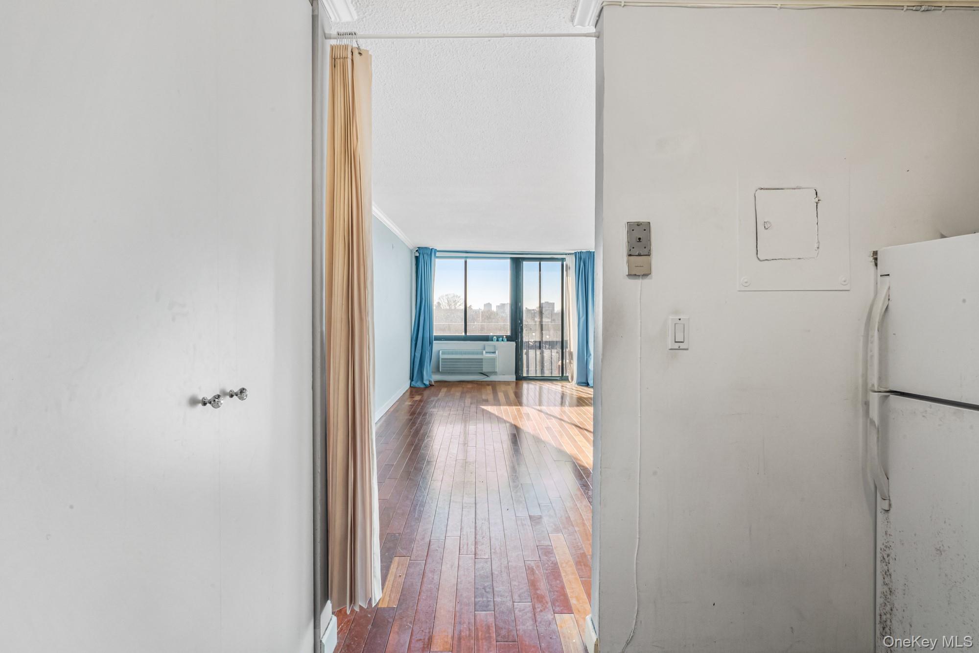 152-18 Union Turnpike # 8S, Flushing, NY 11367