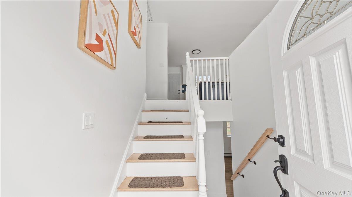 77 Friendly Road, Mahopac, NY 10541