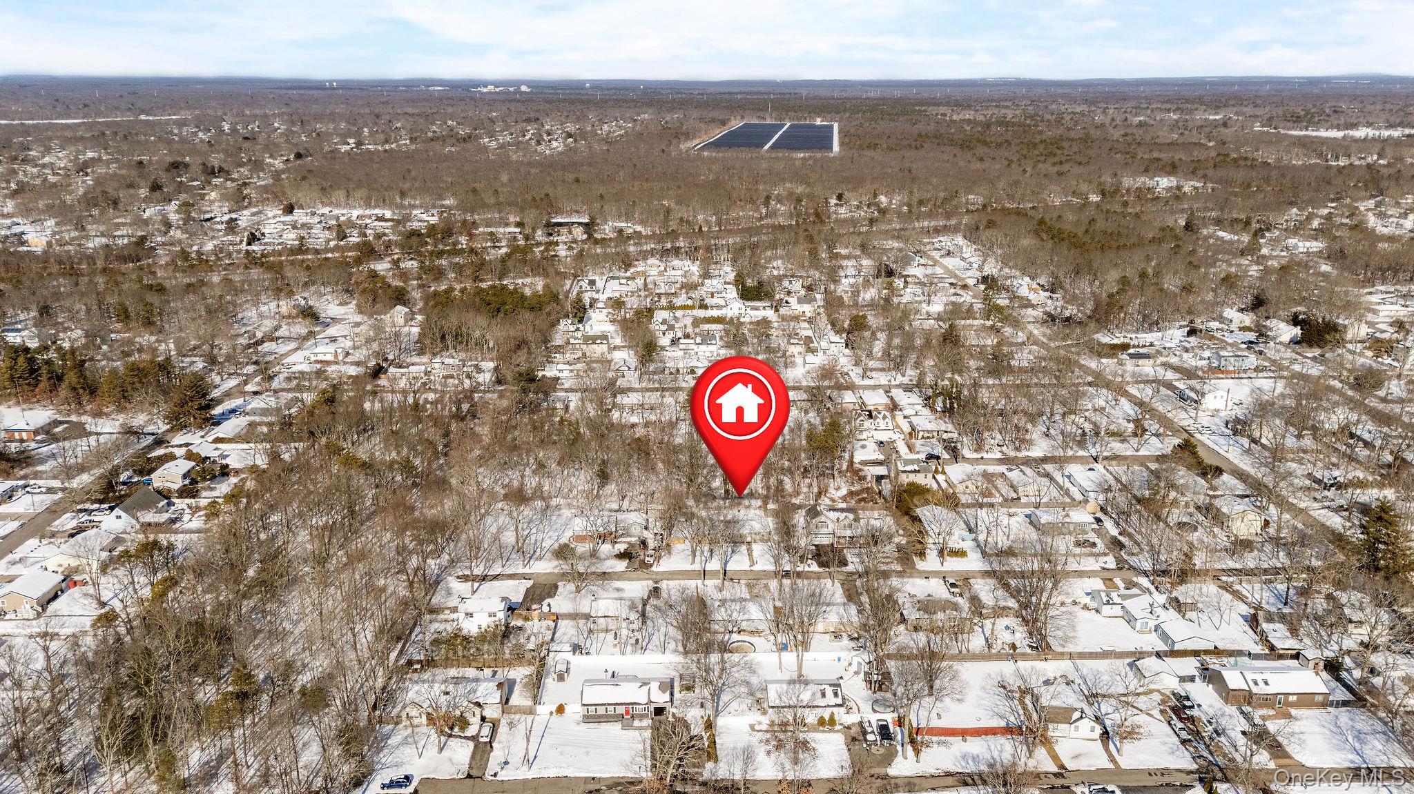 17 Nelson Place, Mastic, NY 11950