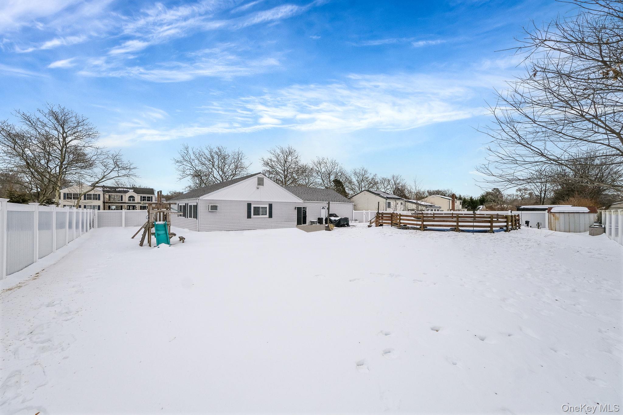 16 Magic Mountain Drive, Coram, NY 11727