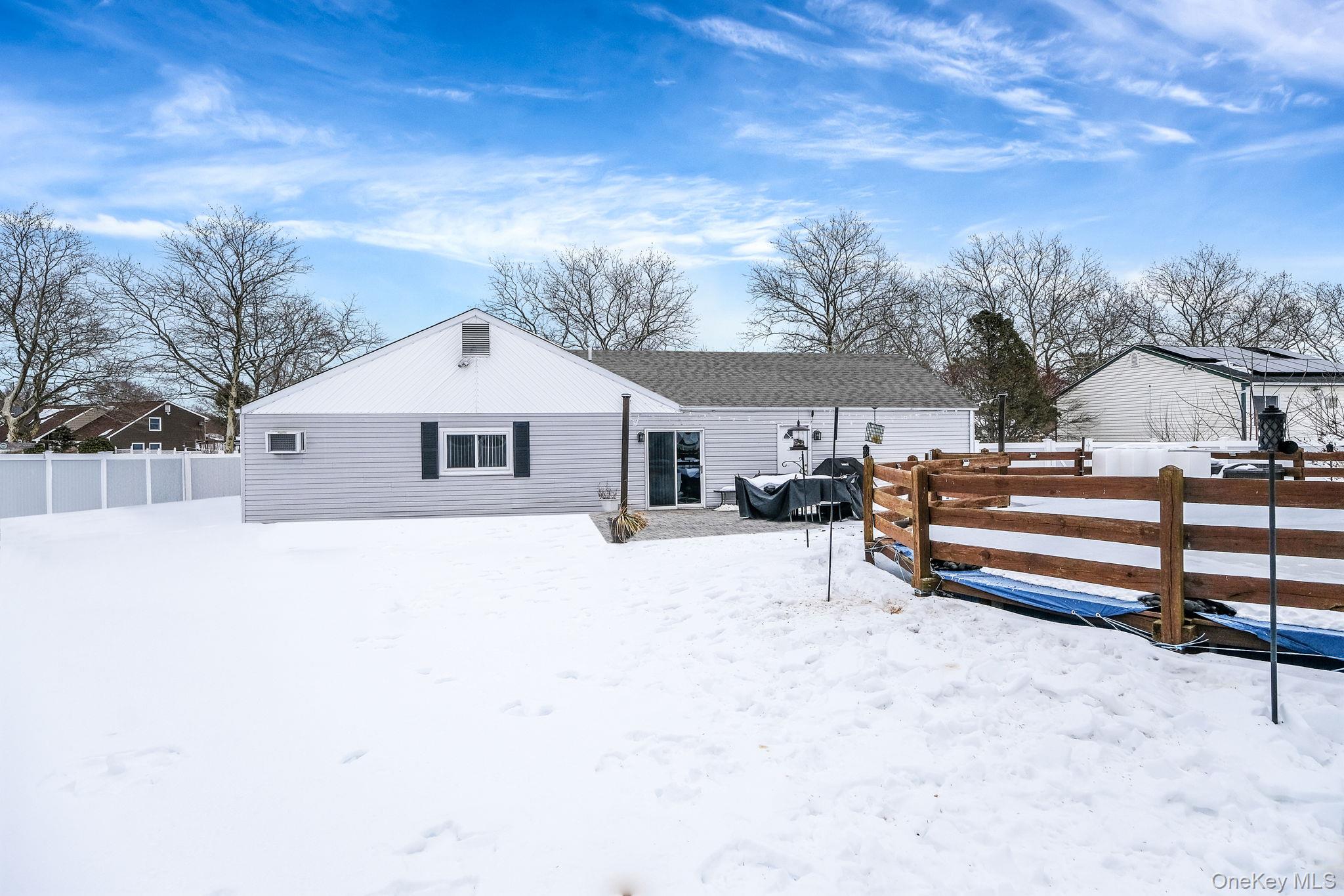 16 Magic Mountain Drive, Coram, NY 11727