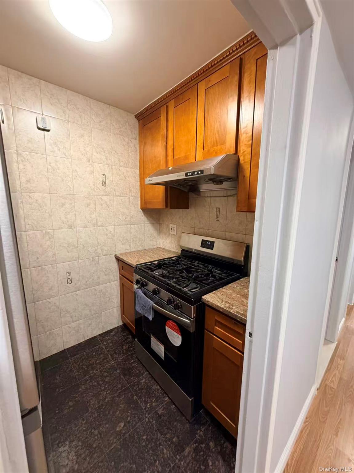 4225 80TH Street # 2M, Elmhurst, NY 11373