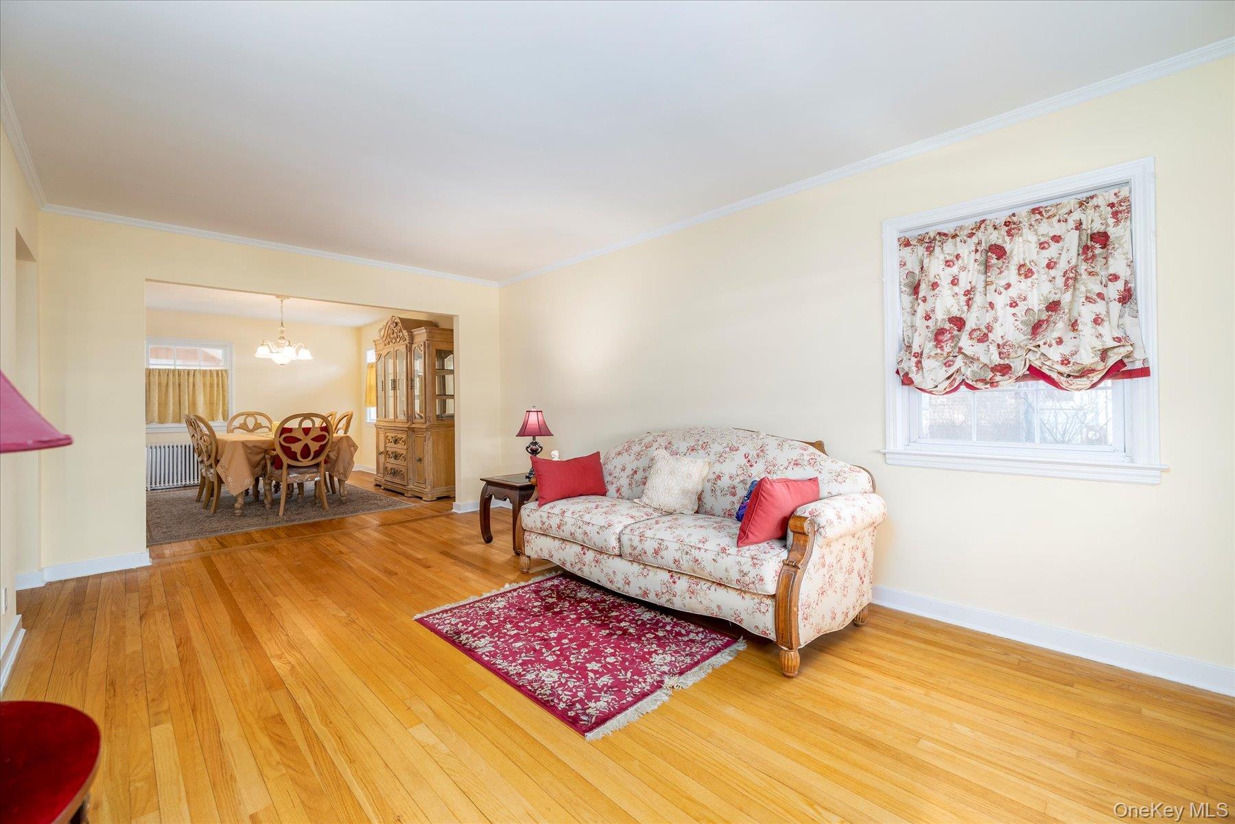 148 Amherst Road, Valley Stream, NY 11581