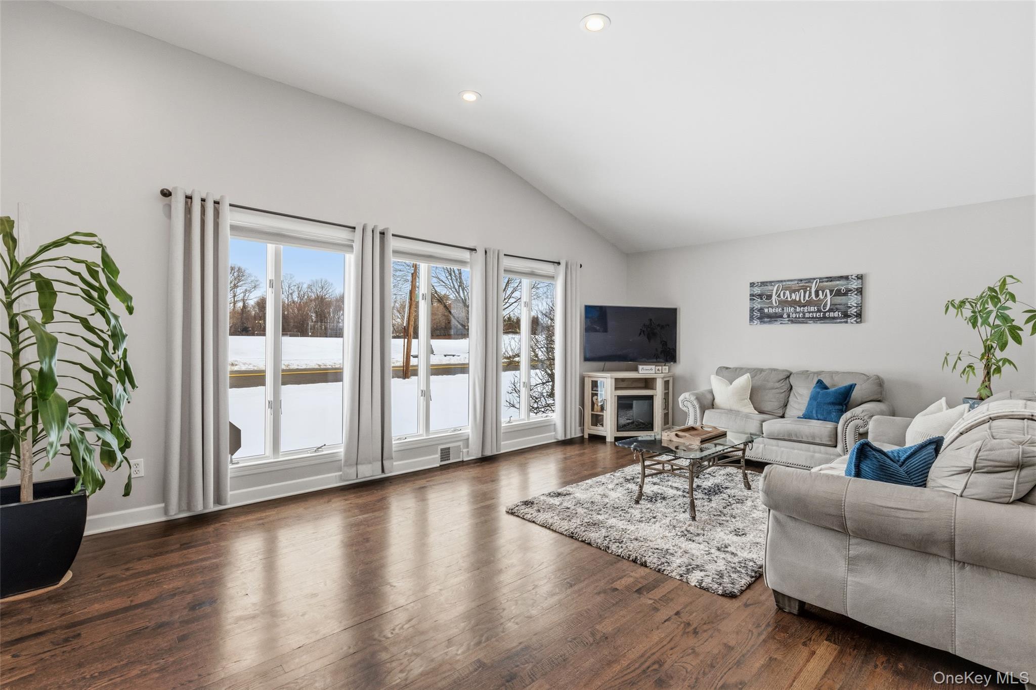 105 Lester Drive, Tappan, NY 10983