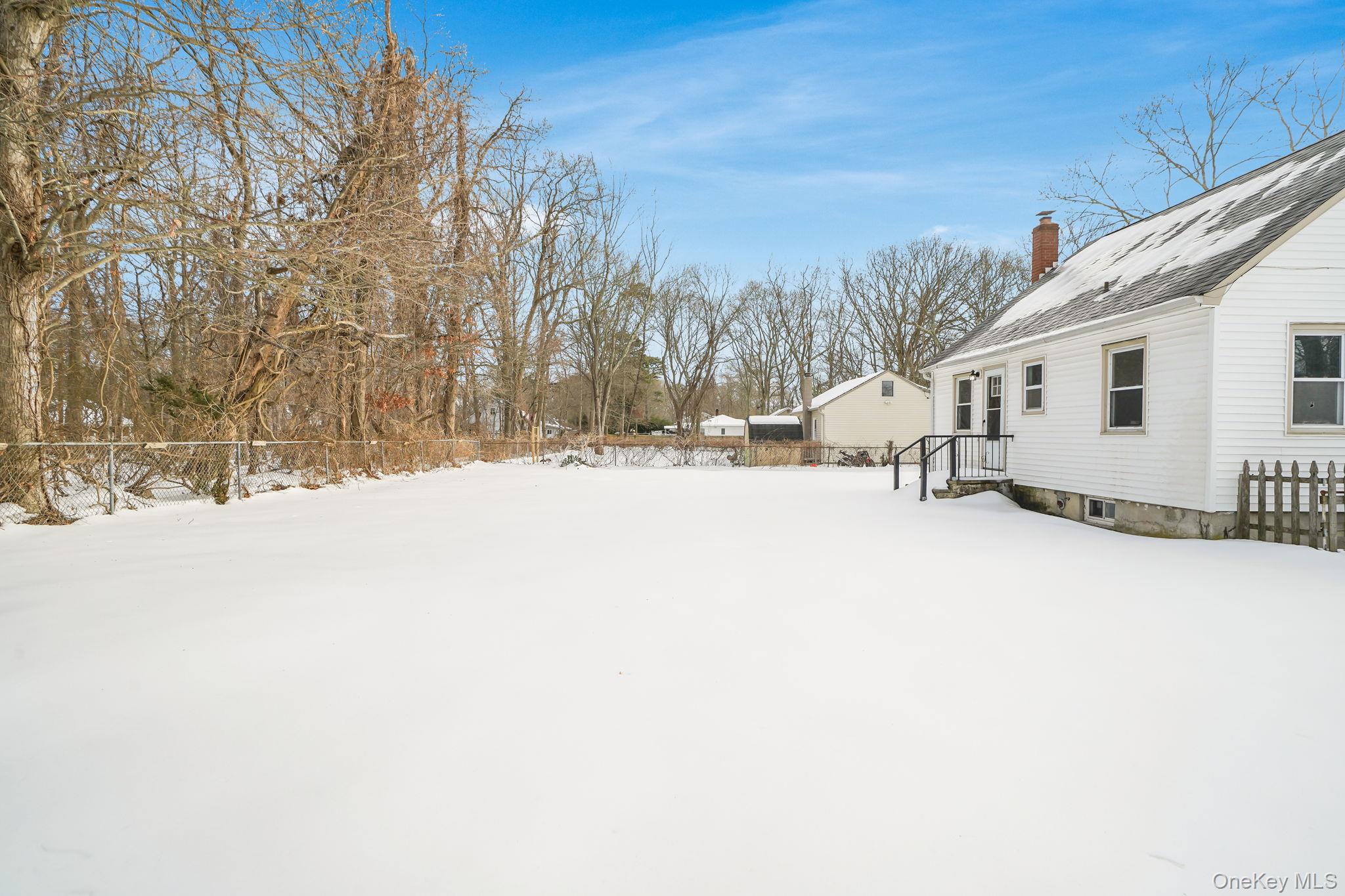 289 Jefferson, Mastic Beach, NY 11951