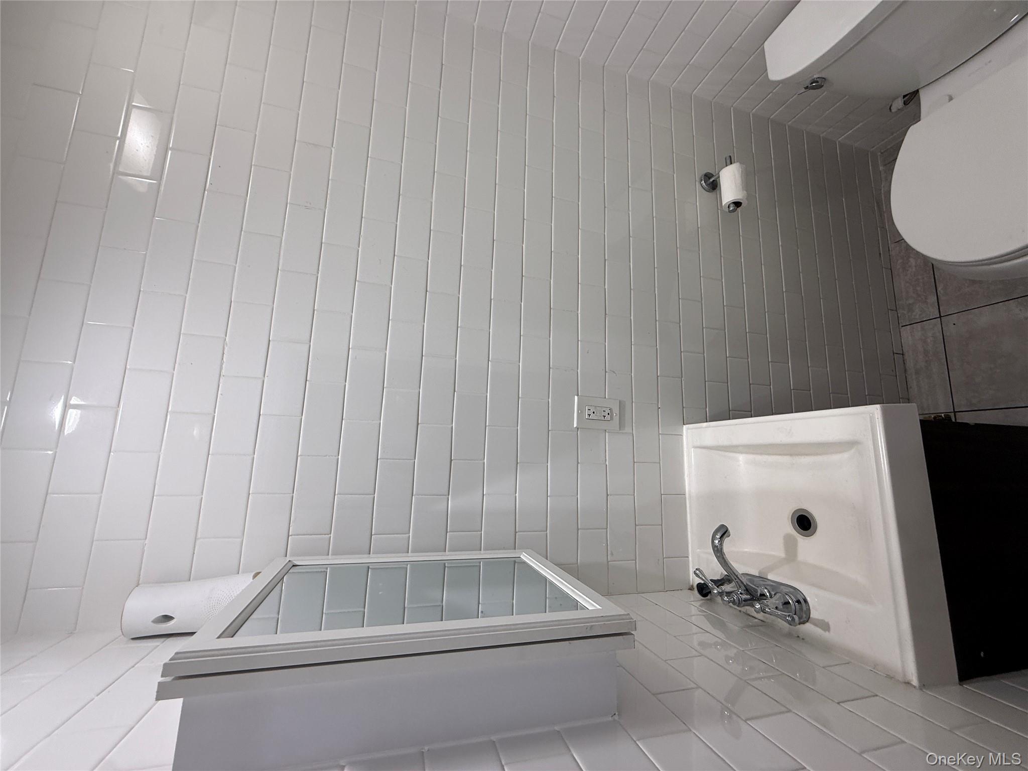 146 S Main Street, Freeport, NY 11520