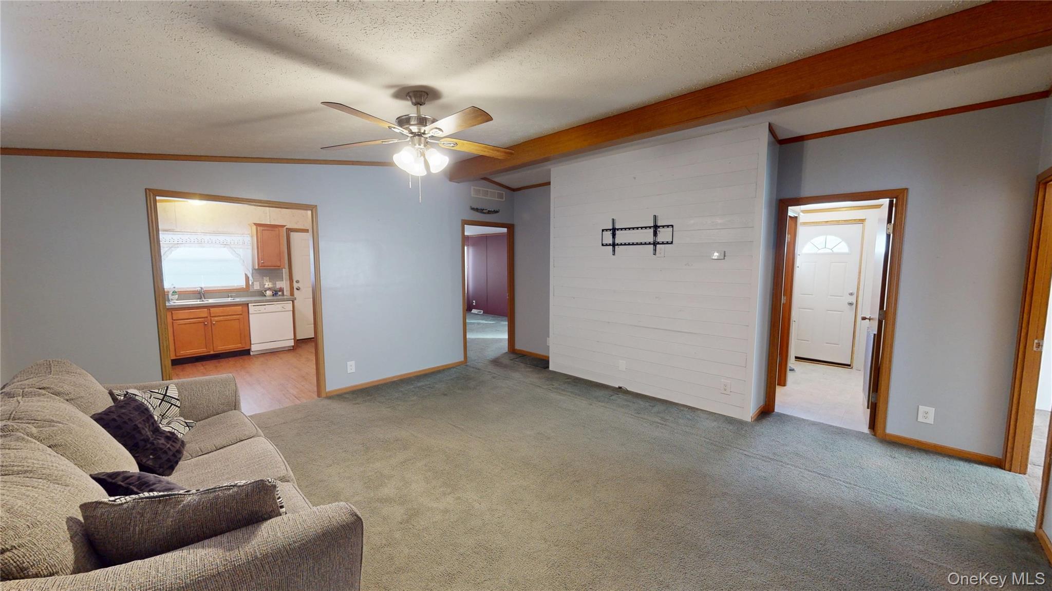 26 Daisy Drive, Port Jervis, NY 12771