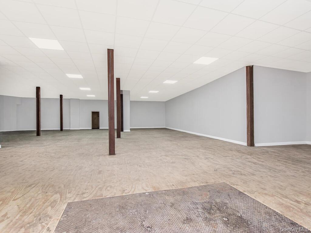 200 W 1st Street, Mount Vernon, NY 10550