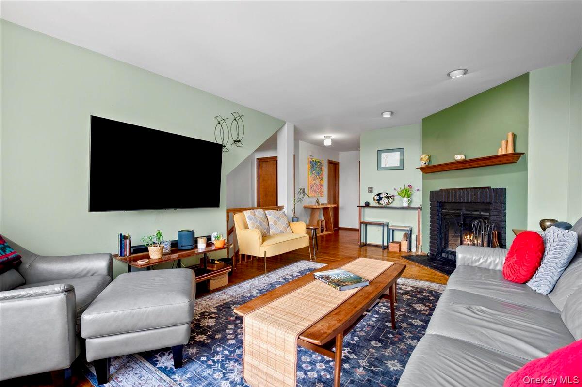 25 Village Gate Way # 25, Nyack, NY 10960