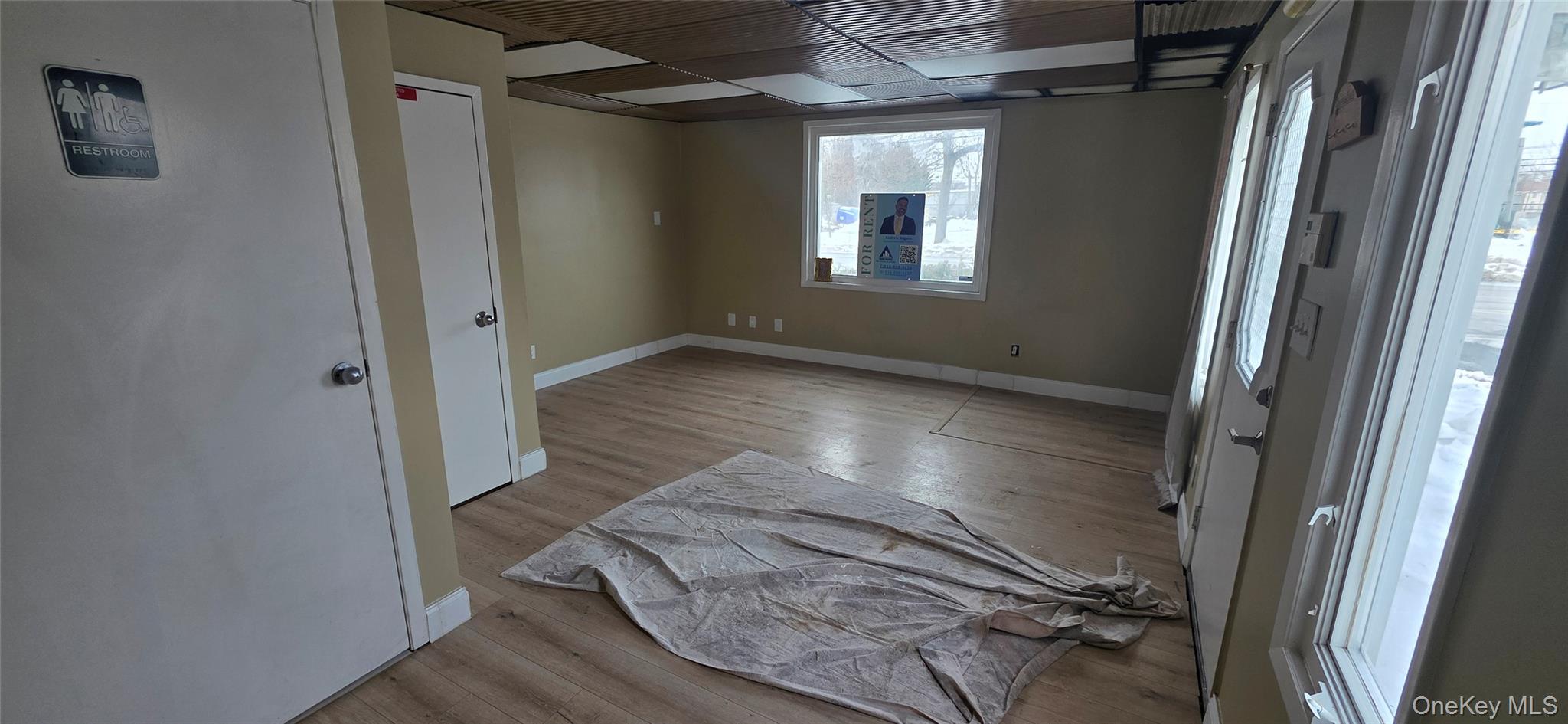 72 5th Avenue, Bay Shore, NY 11706