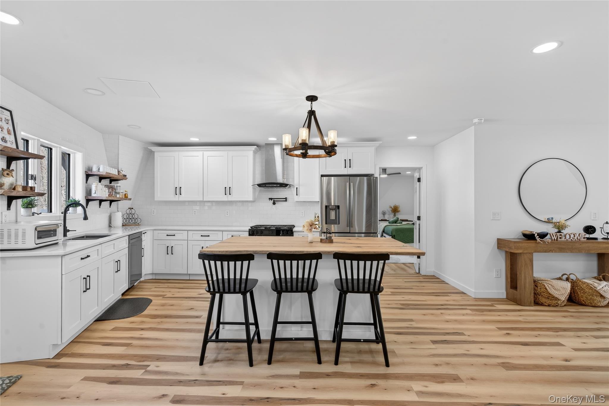 106 Post Road, Slate Hill, NY 10973