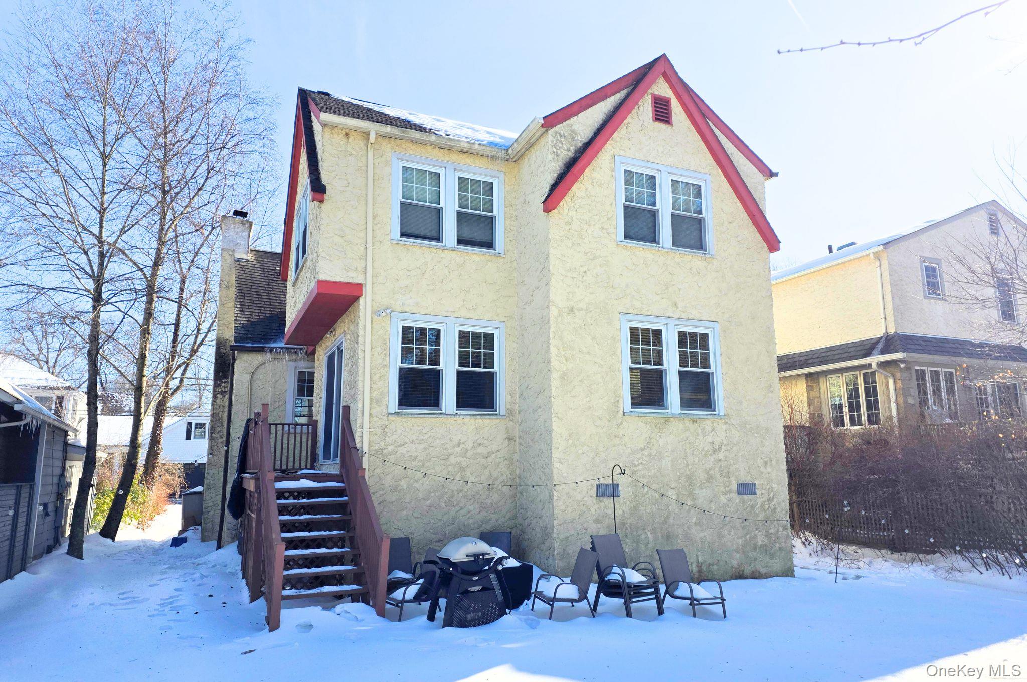 6 Shadow Lane, Larchmont, NY 10538