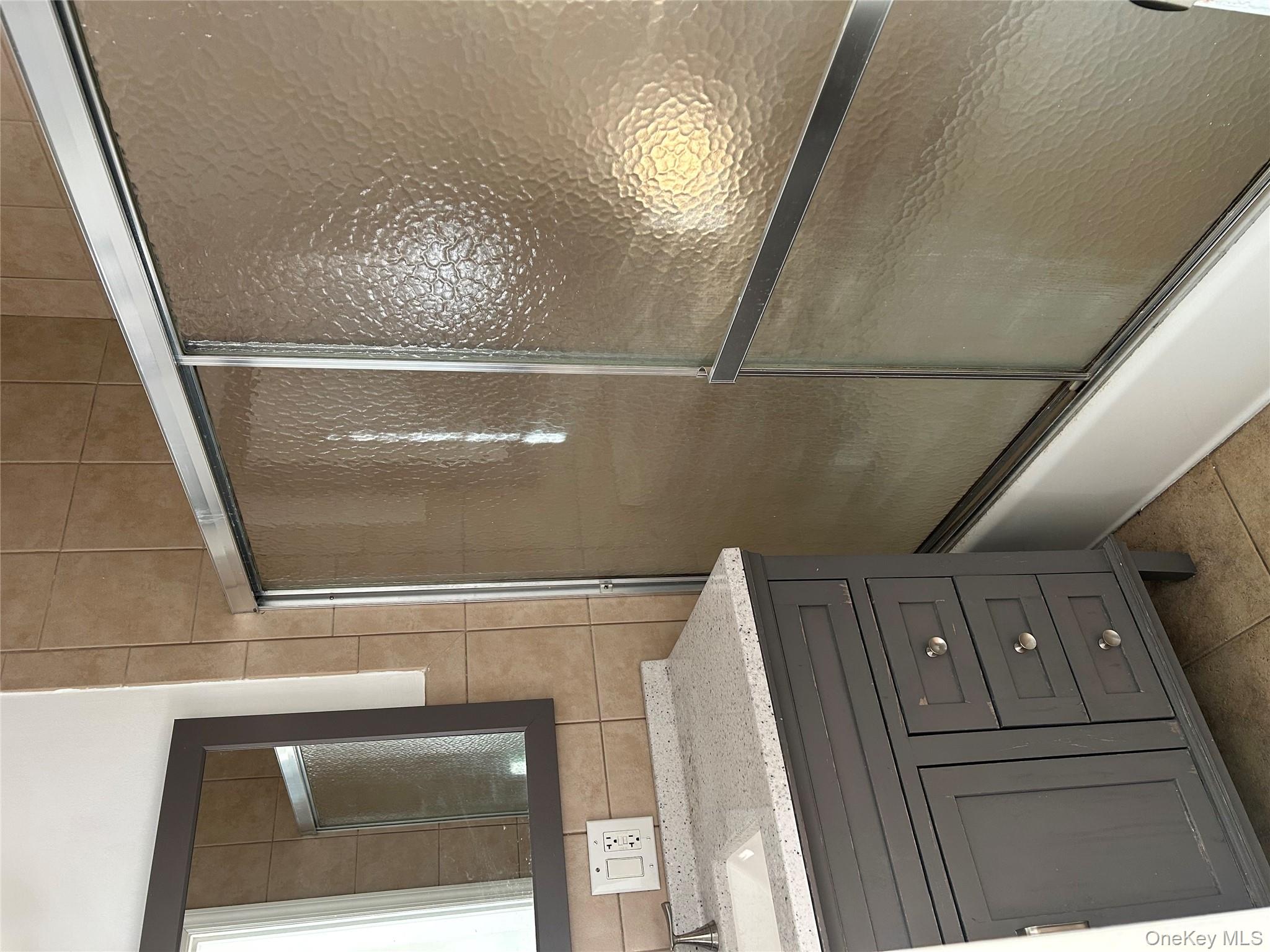 126 Deer Park Avenue # 3, Babylon, NY 11702