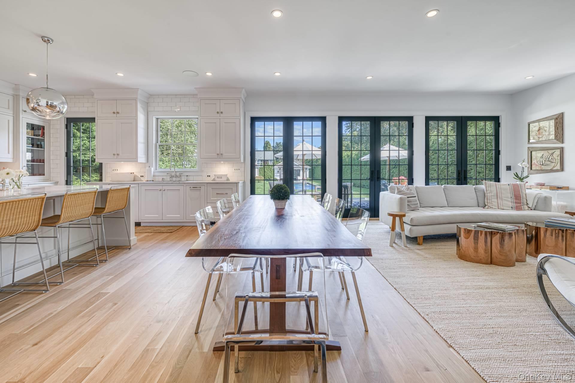 52 Little Plains Road, Southampton, NY 11968