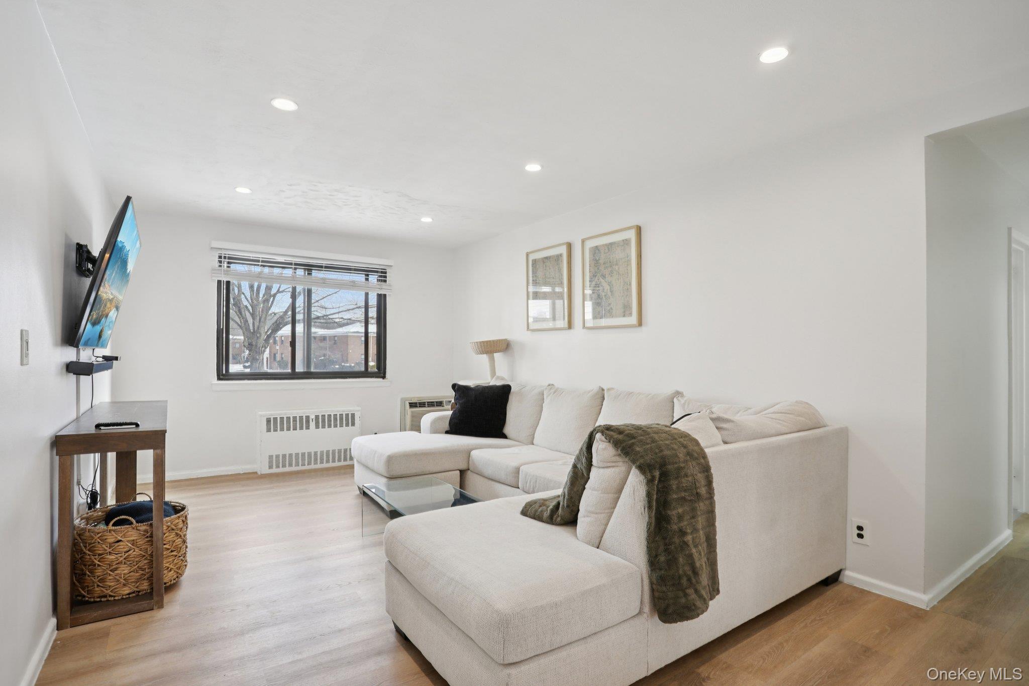 23 Lawrence Drive # A, White Plains, NY 10603