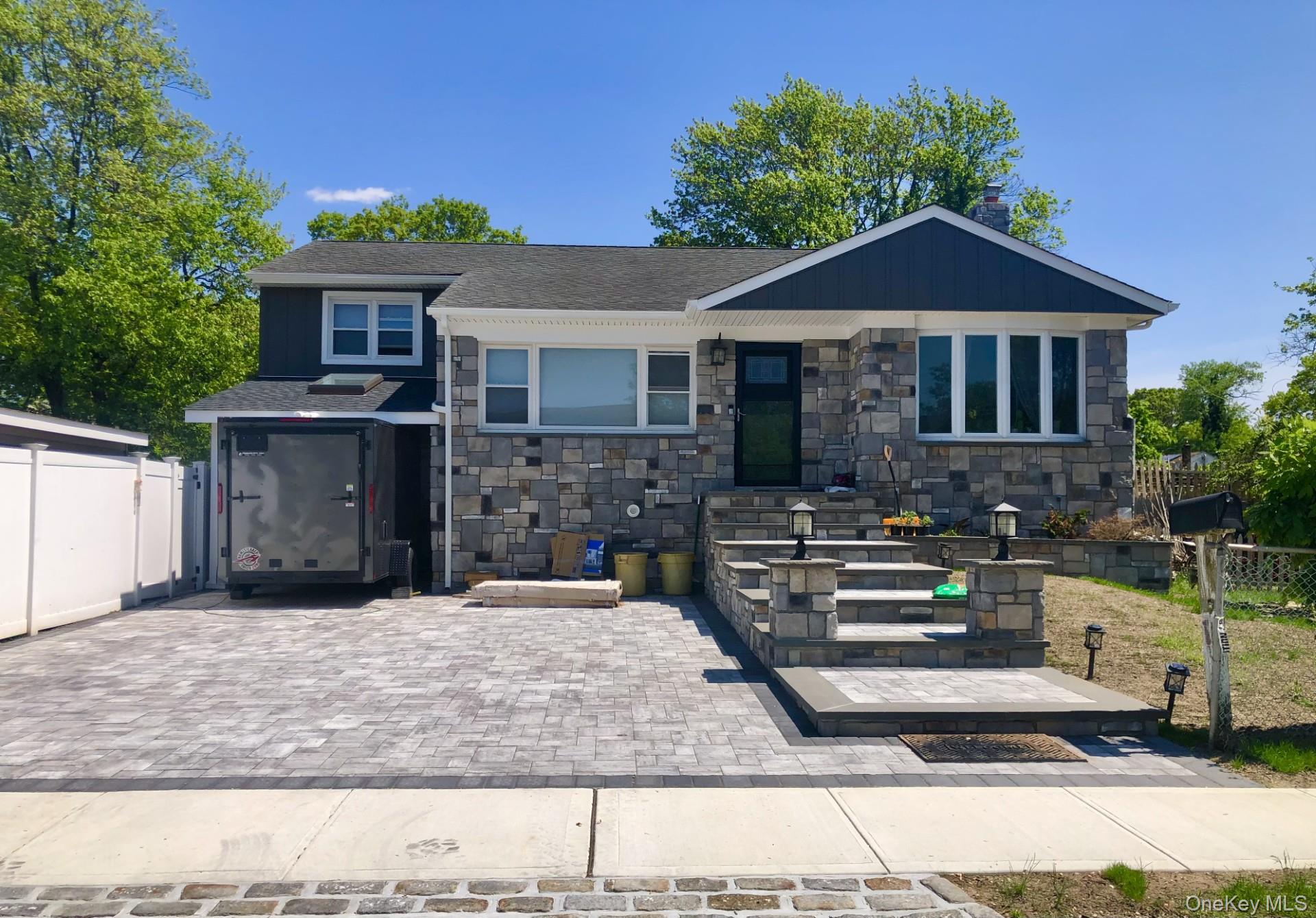 44 Bruce Lane, Westbury, NY 11590