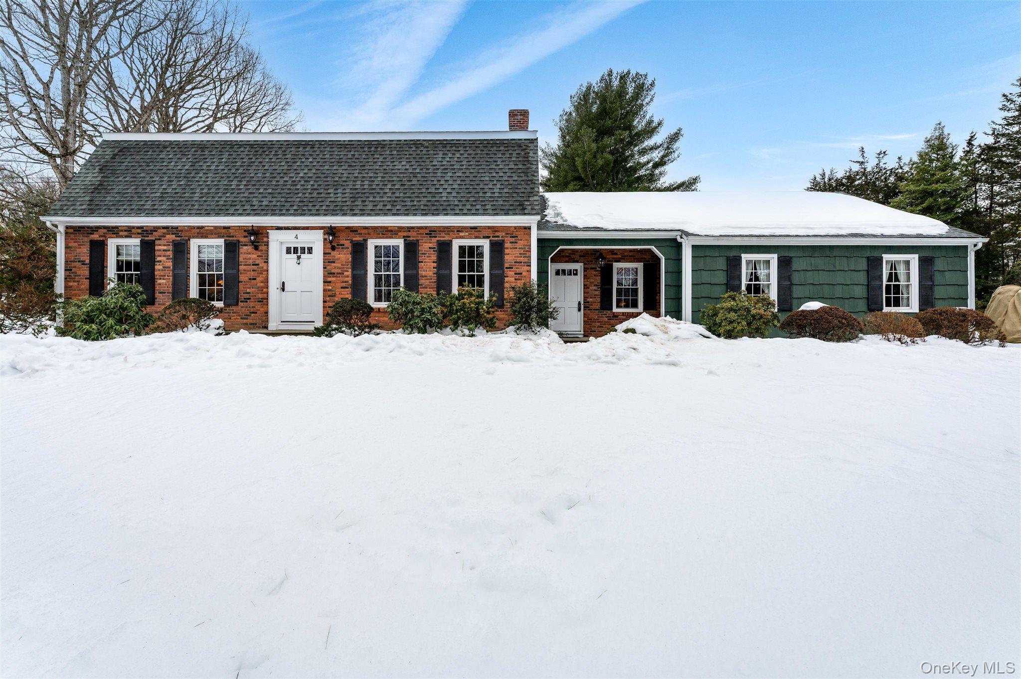 4 Raemont Road, Granite Springs, NY 10527