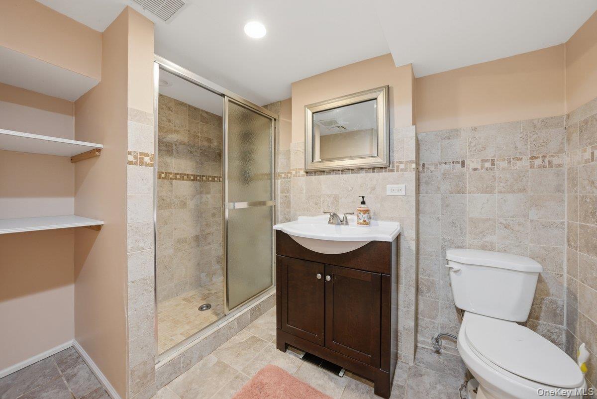 238 Kimball Terrace, Yonkers, NY 10704