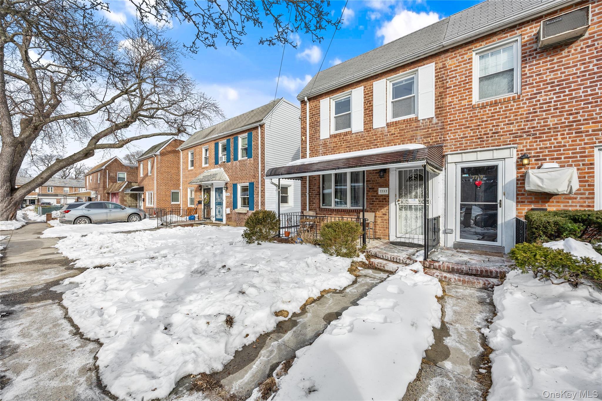 7717 85th Street, Glendale, NY 11385