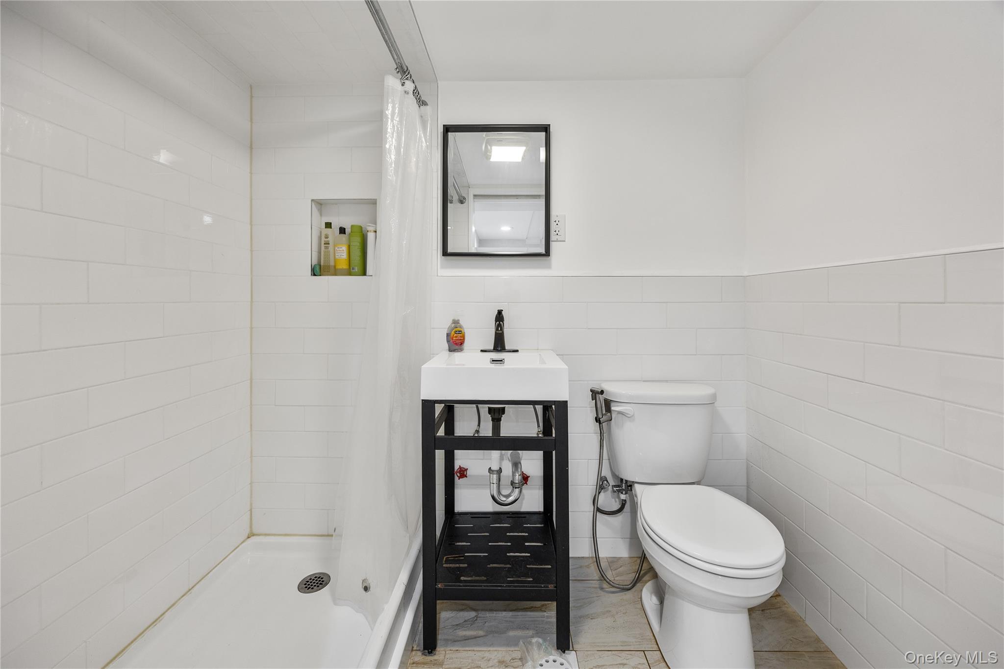 7717 85th Street, Glendale, NY 11385