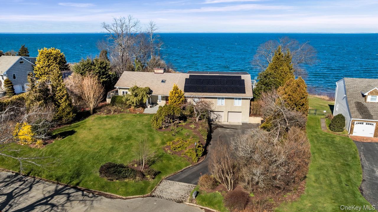 11 Seacliff Lane, Miller Place, NY 11764