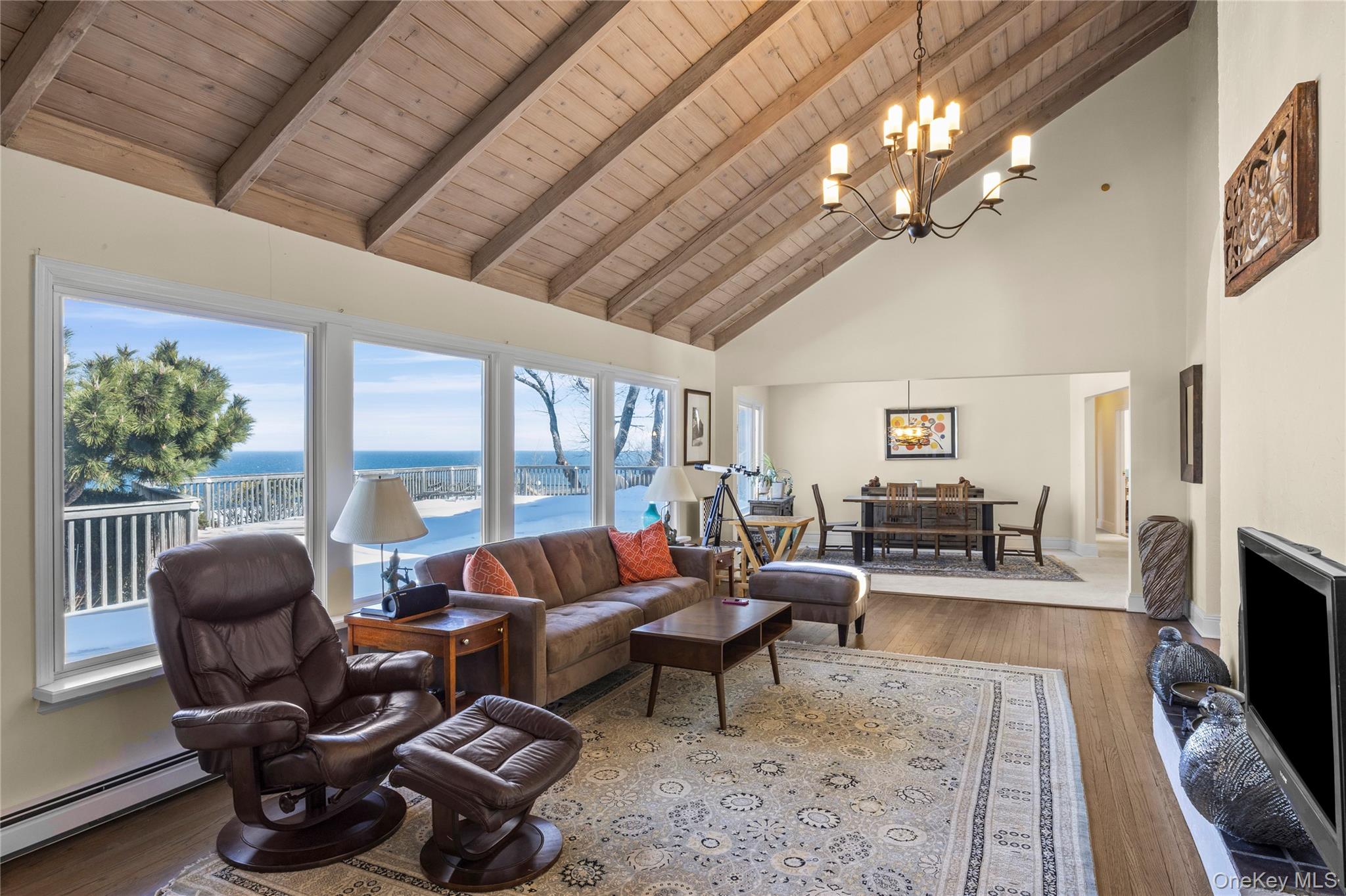 11 Seacliff Lane, Miller Place, NY 11764