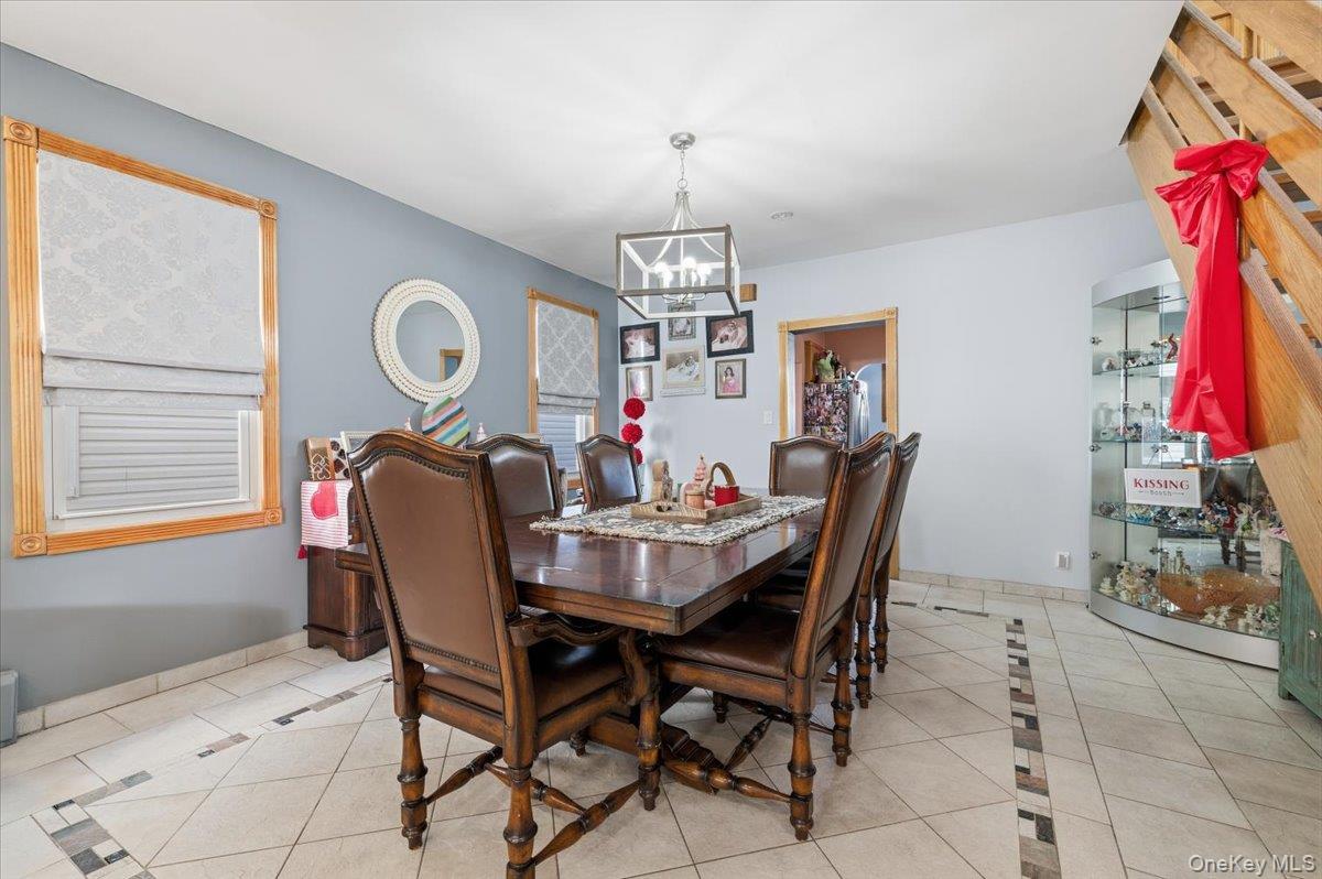 6915 69th Street, Glendale, NY 11385