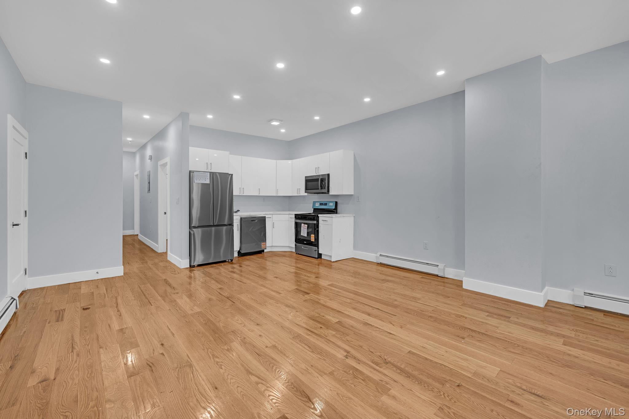 1852 Amethyst Street, Bronx, NY 10462