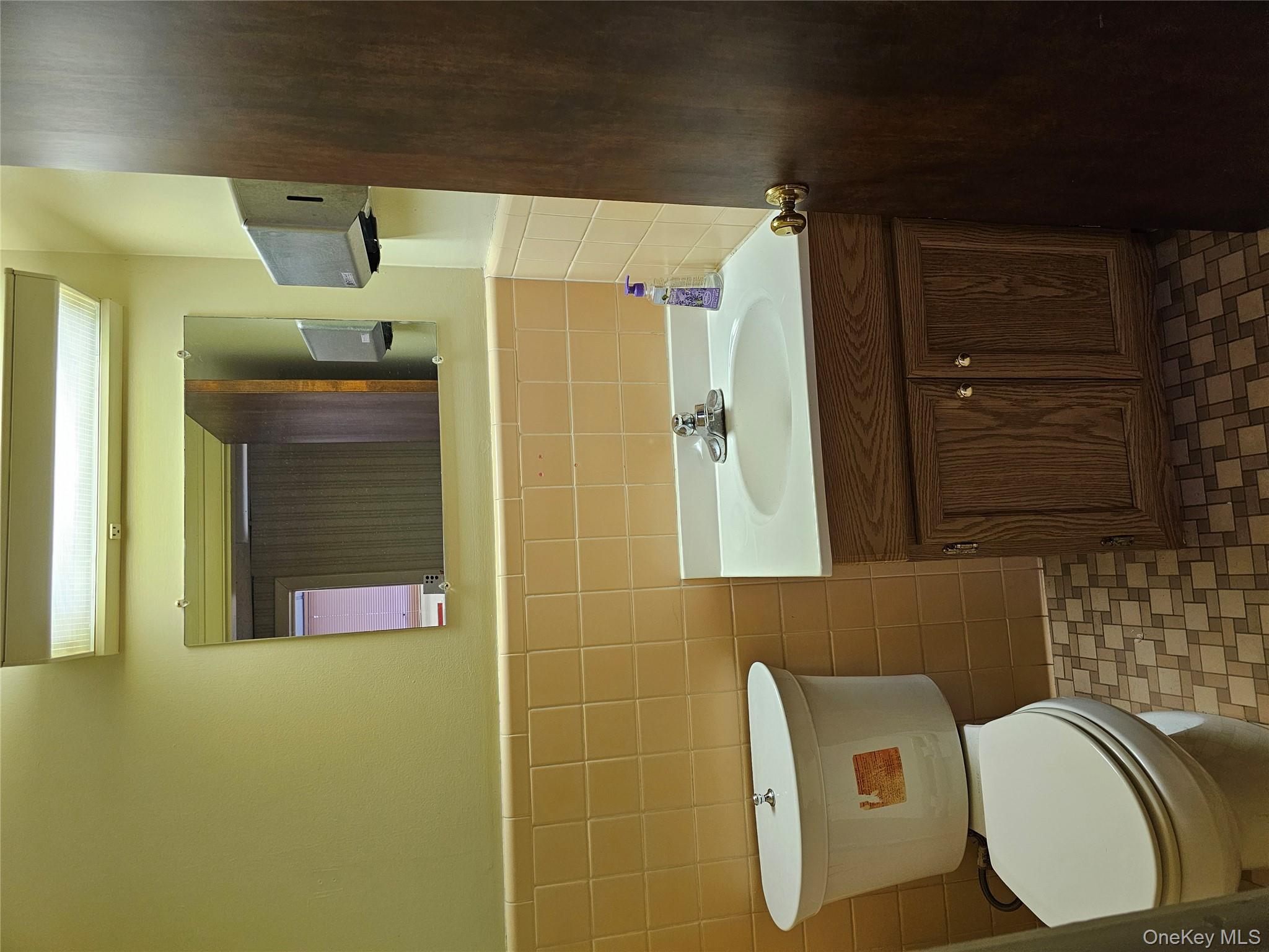 97 Fulton Avenue, Poughkeepsie, NY 12603