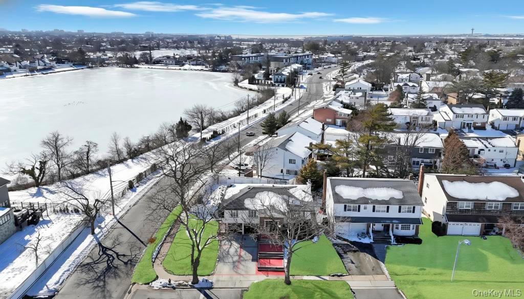 2 Valley Greens Drive, Valley Stream, NY 11581