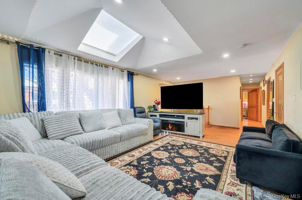 2 Valley Greens Drive, Valley Stream, NY 11581