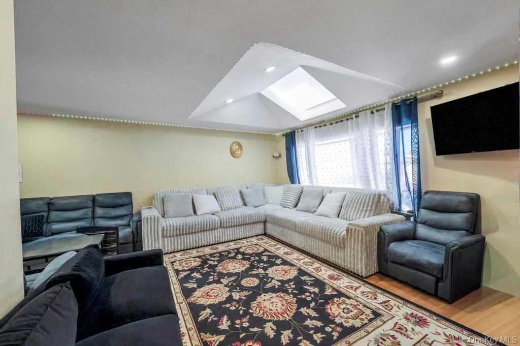 2 Valley Greens Drive, Valley Stream, NY 11581