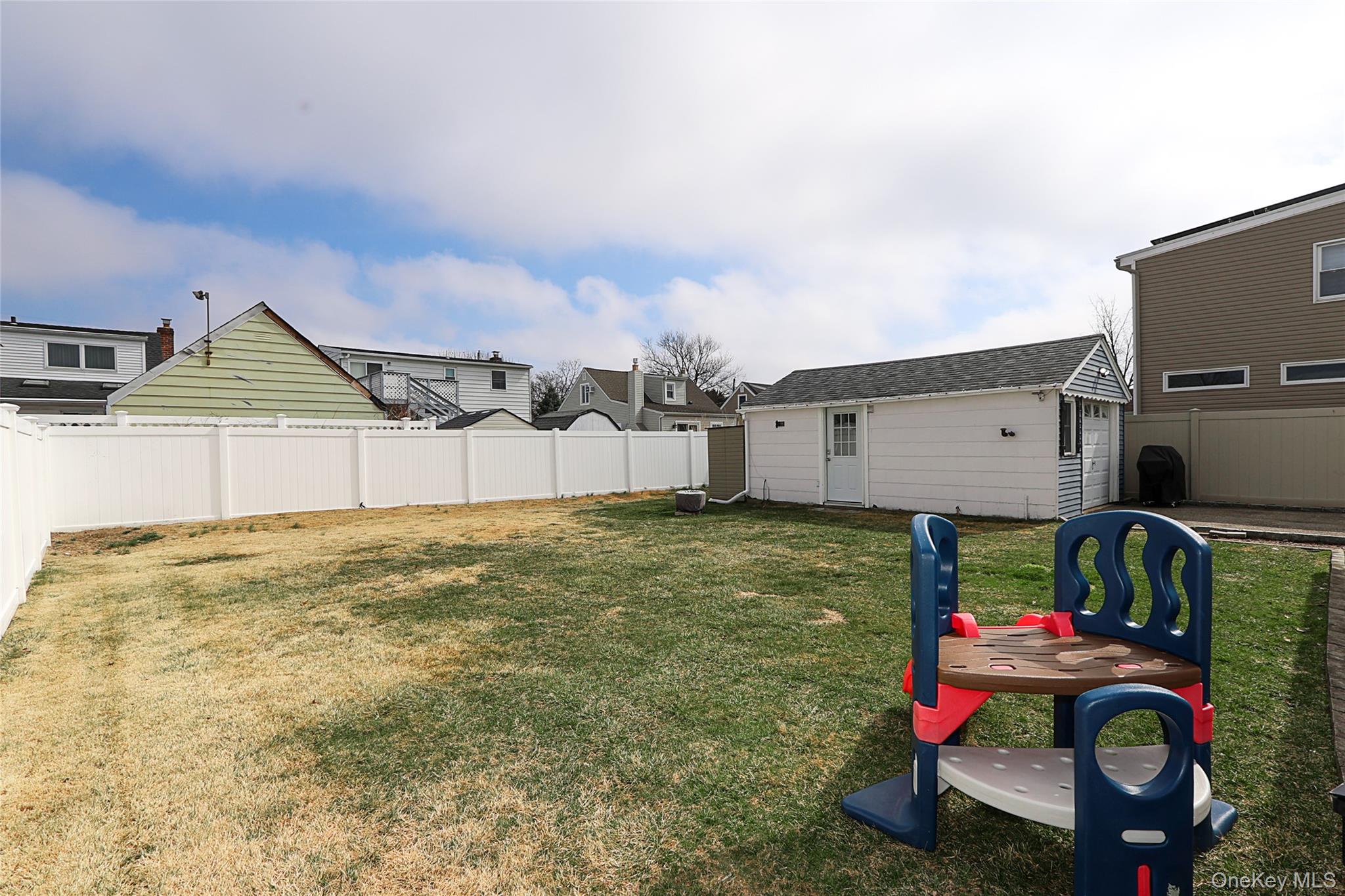 75 Riverside Avenue, Merrick, NY 11566