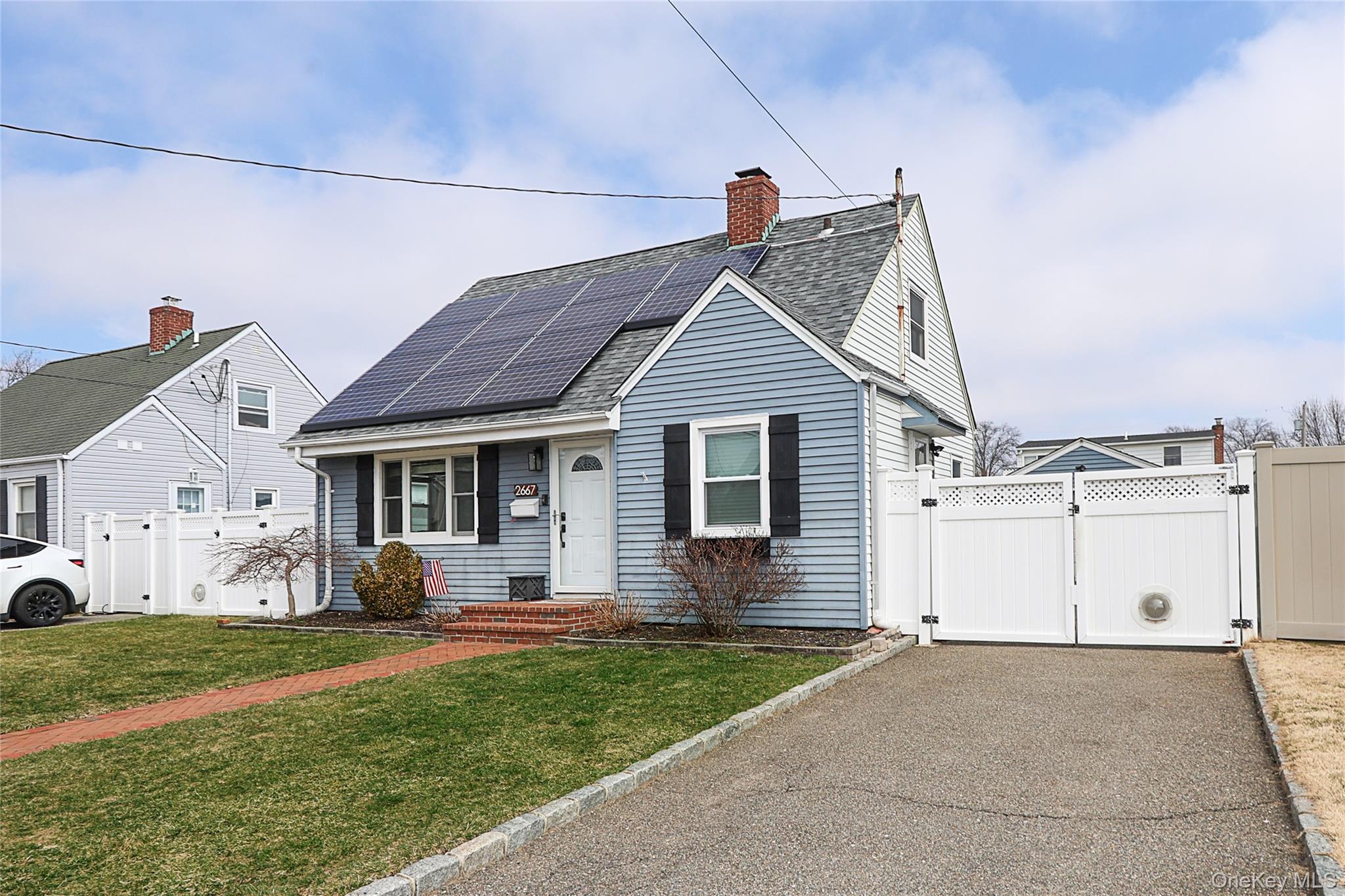 75 Riverside Avenue, Merrick, NY 11566