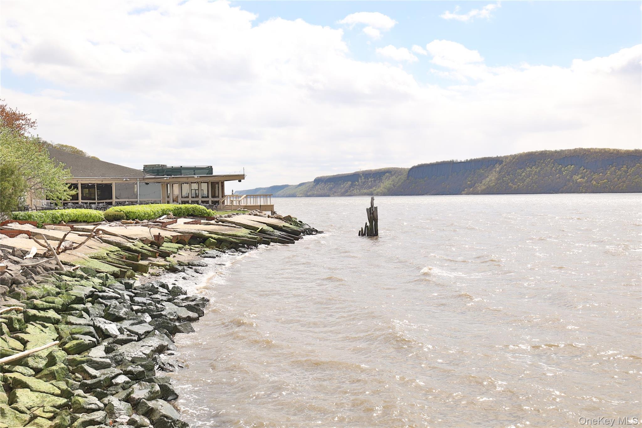 182 Broadway, Dobbs Ferry, NY 10522