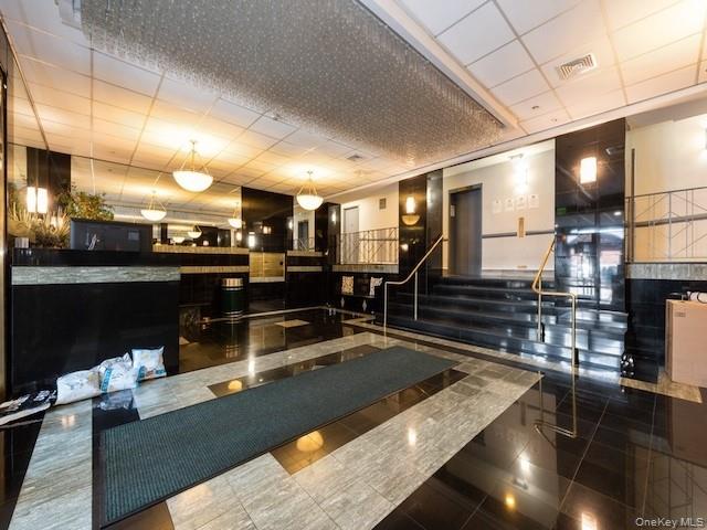 25 W Broadway # 503, Long Beach, NY 11561
