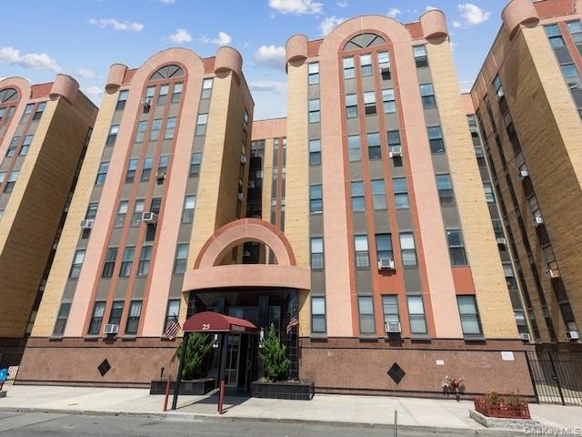 25 W Broadway # 503, Long Beach, NY 11561