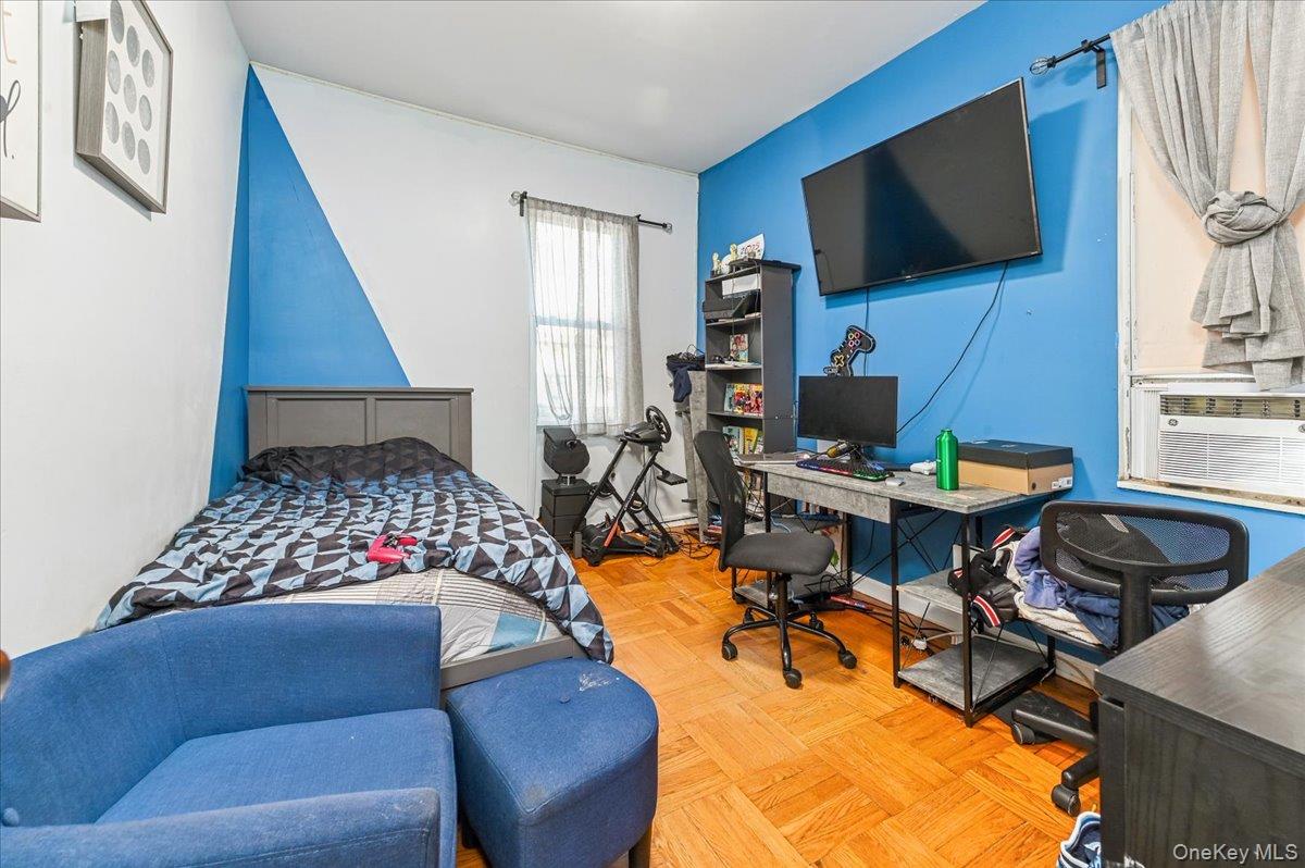 1065 Stell Place, Bronx, NY 10469