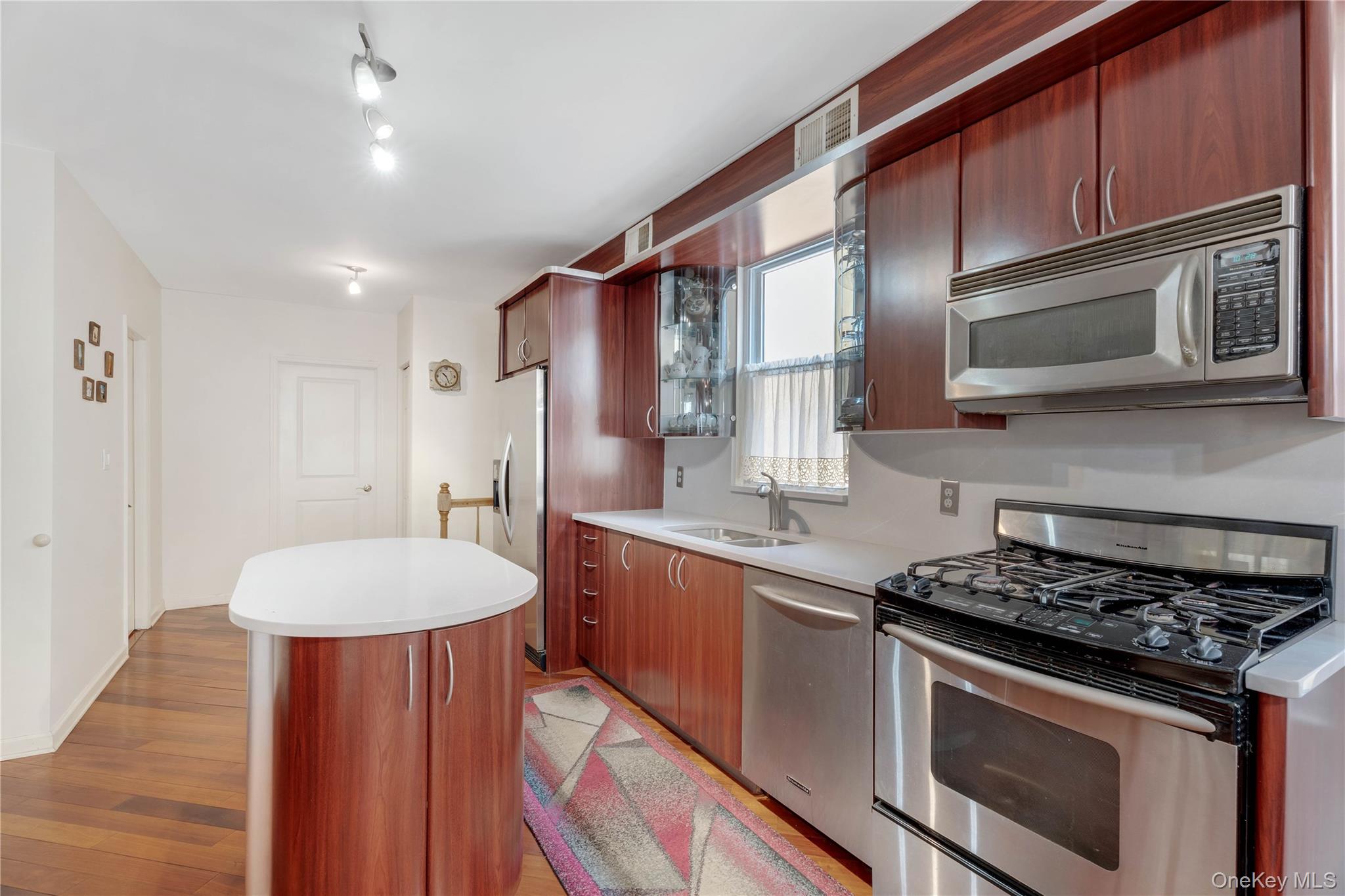1651 W 11th Street, Brooklyn, NY 11223