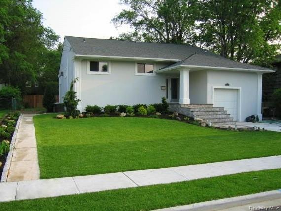 702 Fishermans Road, Baldwin, NY 11510