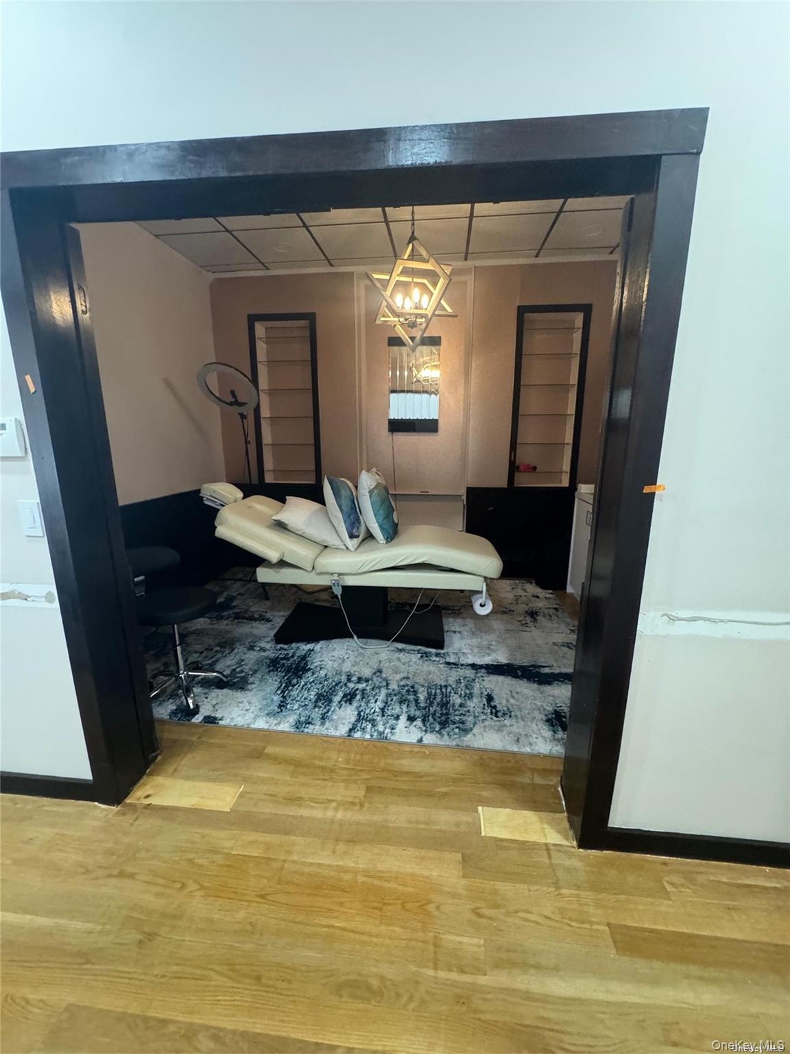 302 Forest Avenue, Locust Valley, NY 11560