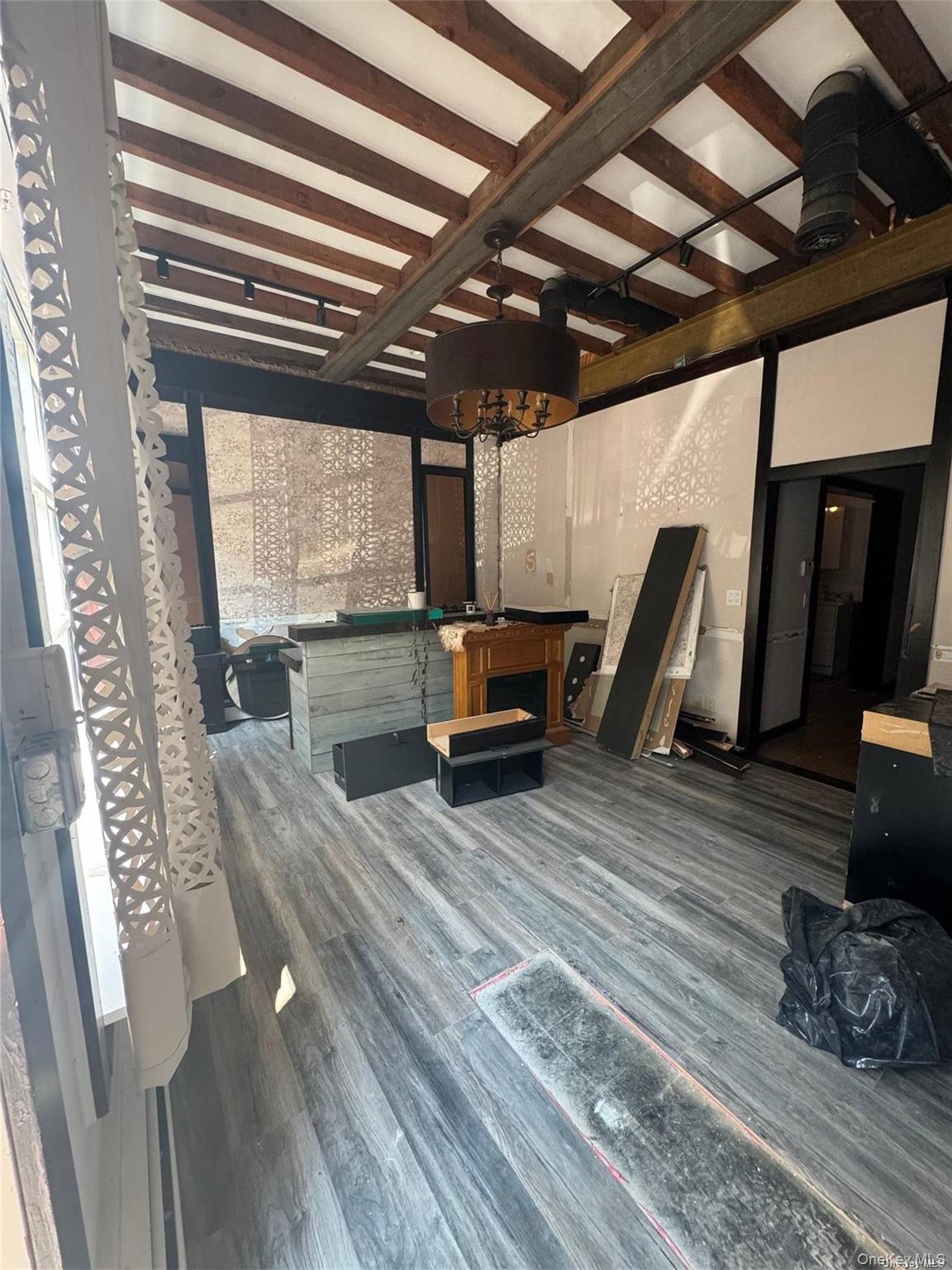 302 Forest Avenue, Locust Valley, NY 11560