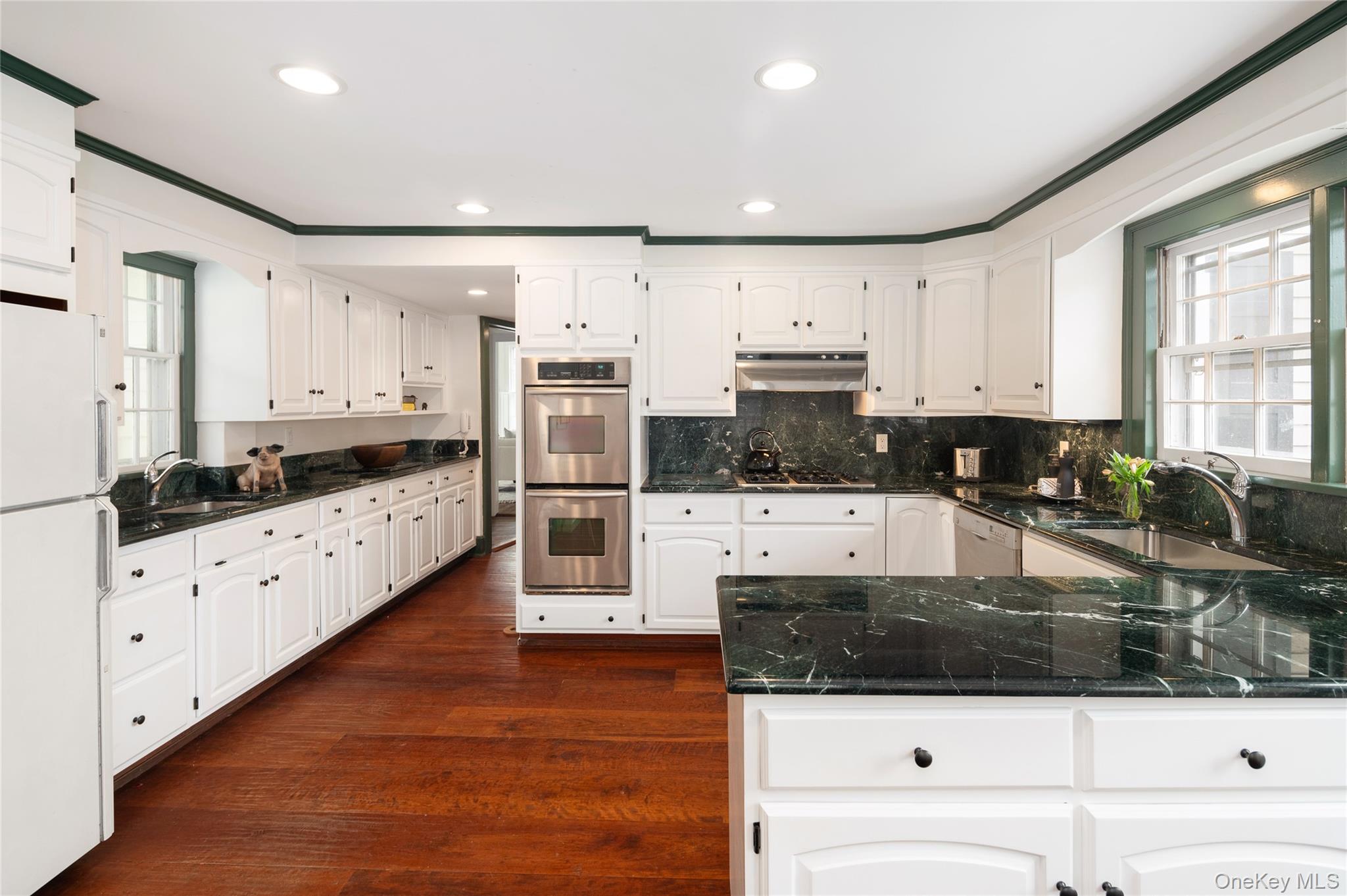 20 Mead Street, Waccabuc, NY 10597