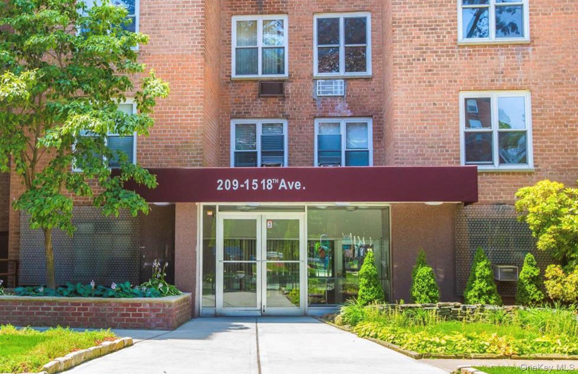 209-15 18th Avenue # 3E, Bayside, NY 11360