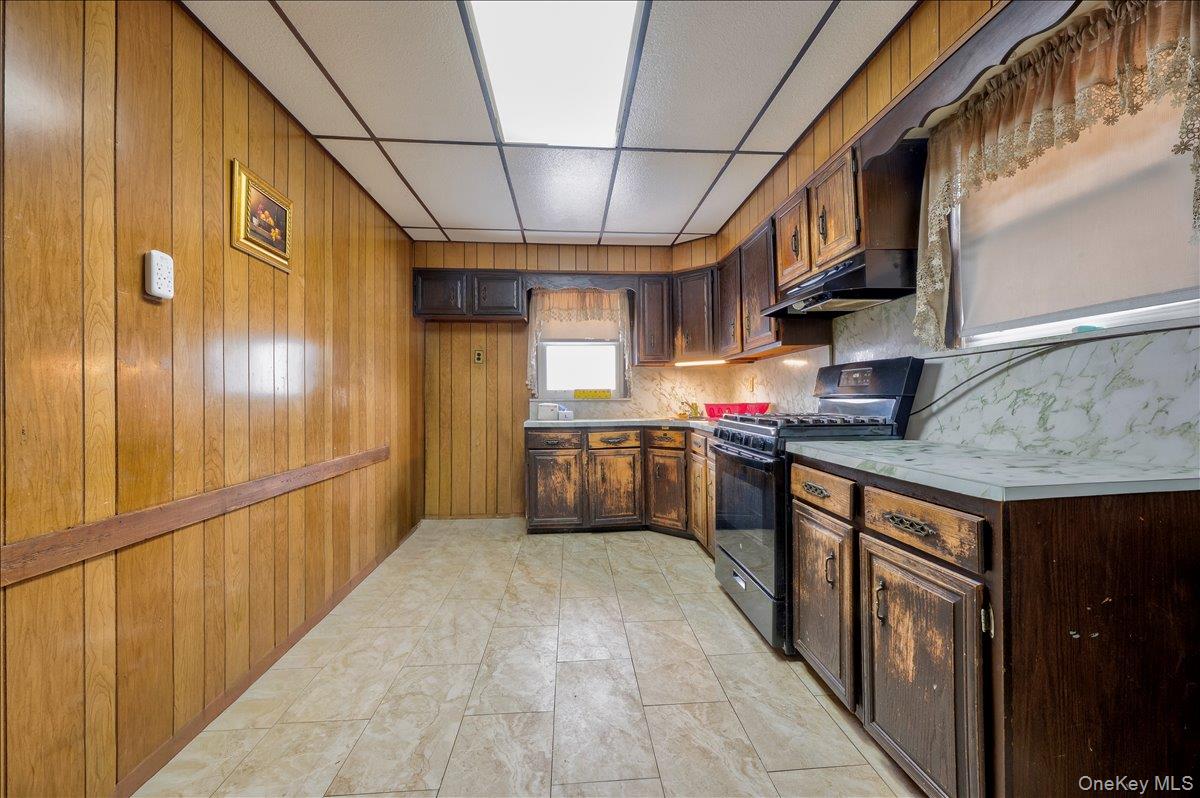 12015 195th Street, Saint Albans, NY 11412