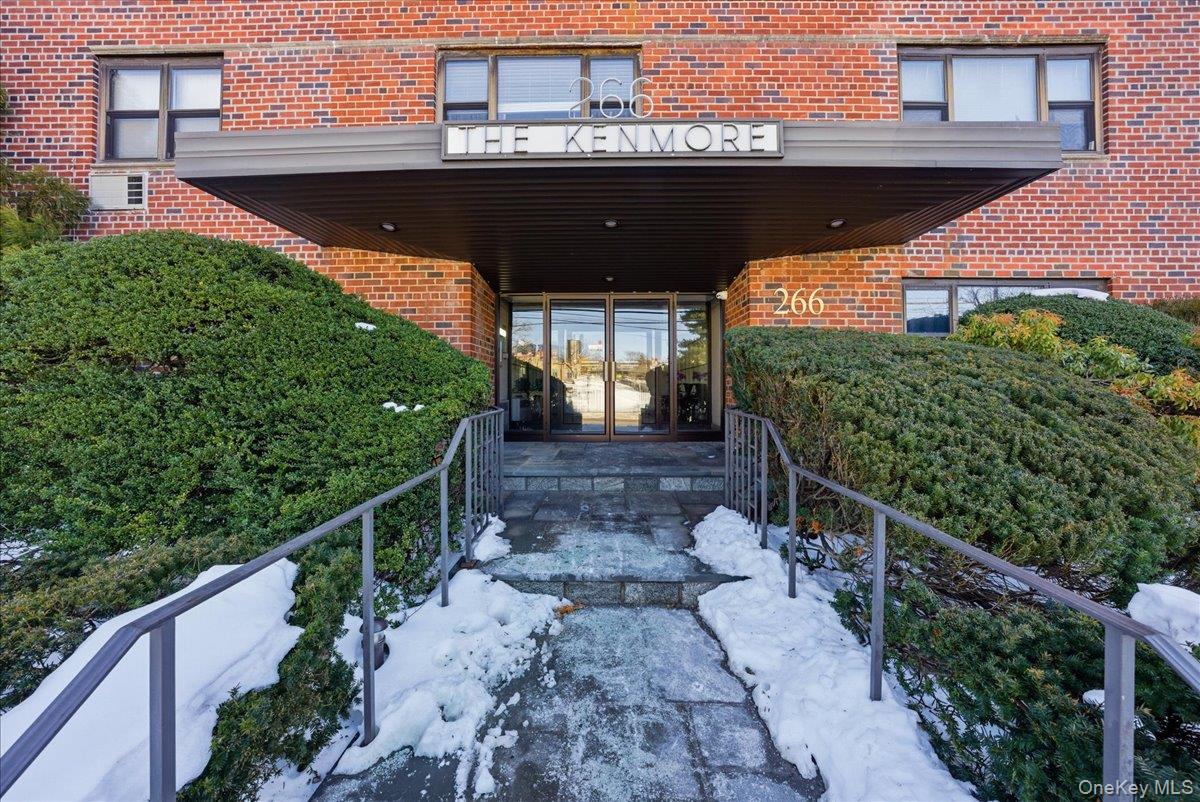 266 Pelham Road # 4E, New Rochelle, NY 10805