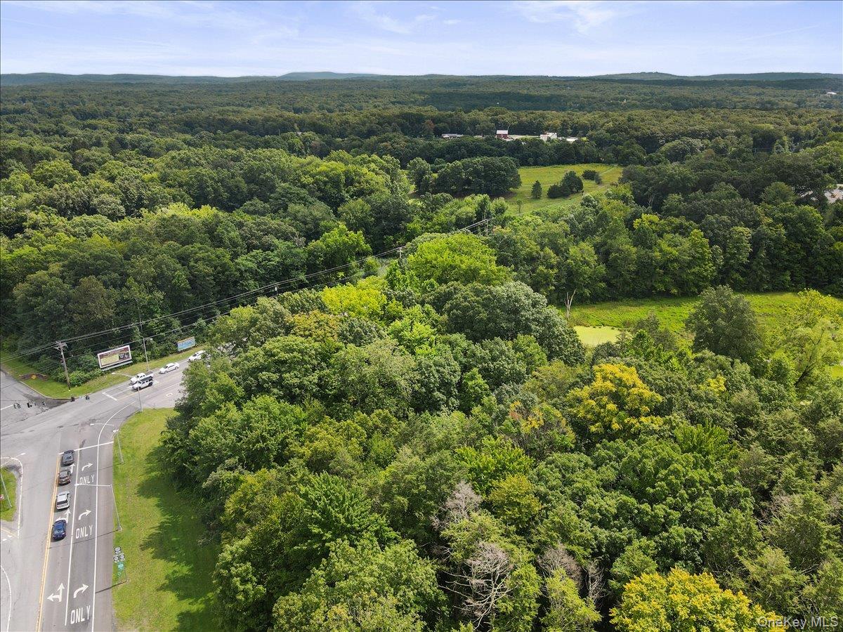 Beckrick Drive, Rhinebeck, NY 12572